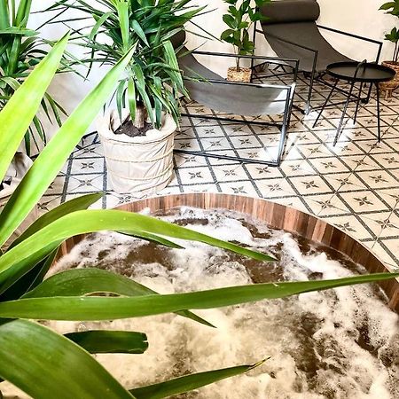 Thermal Apartmanok Raday 4 - Namaste Hajdúszoboszló المظهر الخارجي الصورة