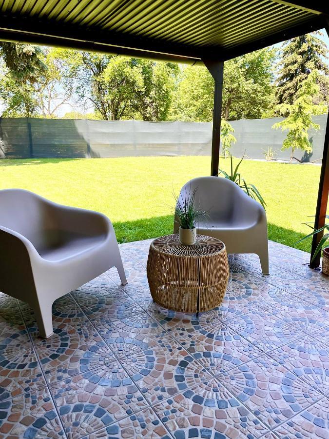 Thermal Apartmanok Raday 4 - Namaste Hajdúszoboszló المظهر الخارجي الصورة